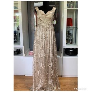 Windsor Special Occasion Dress/Gown